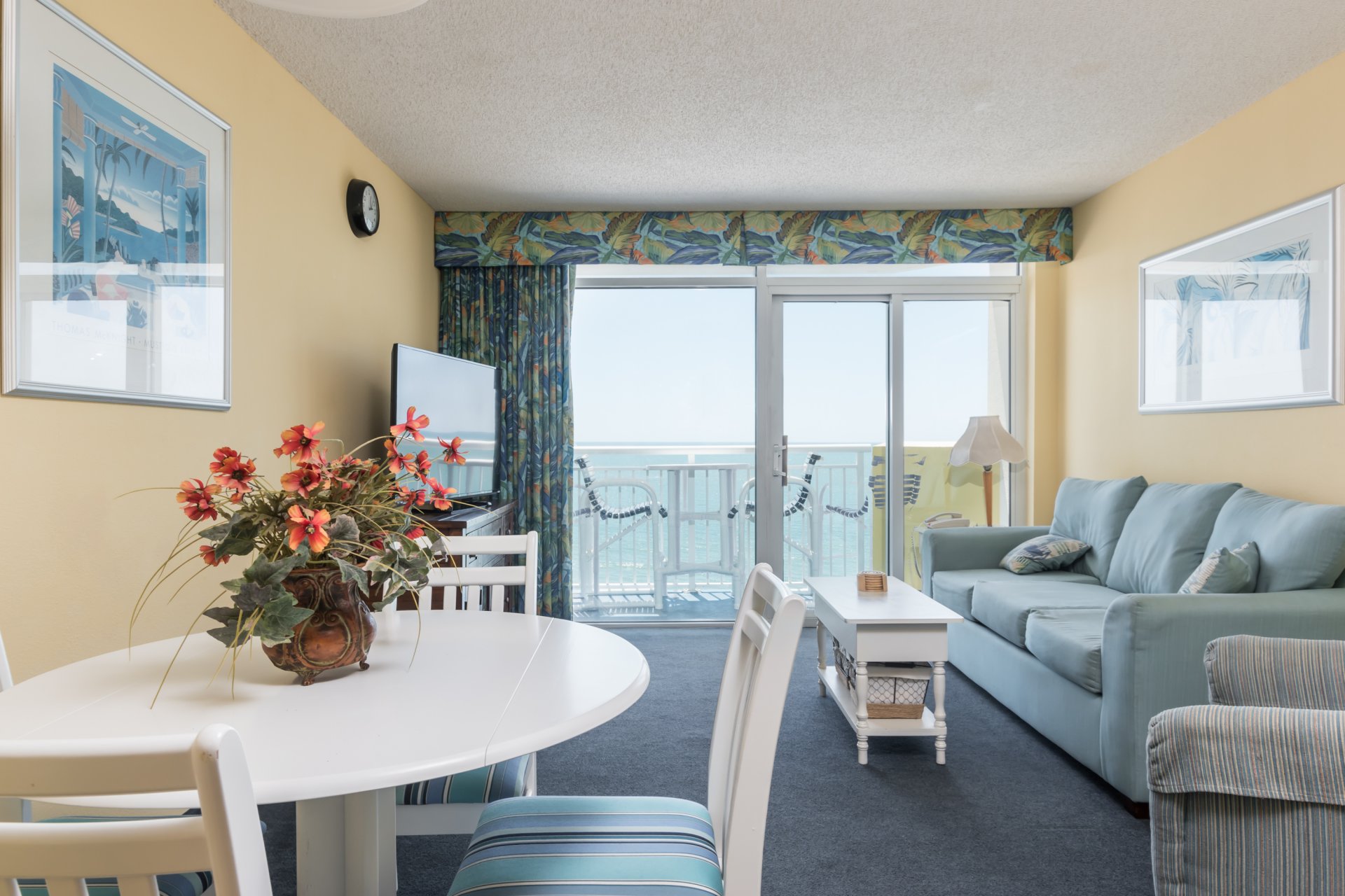 Baywatch Resort 1004 Ocean Front Condo North Myrtle