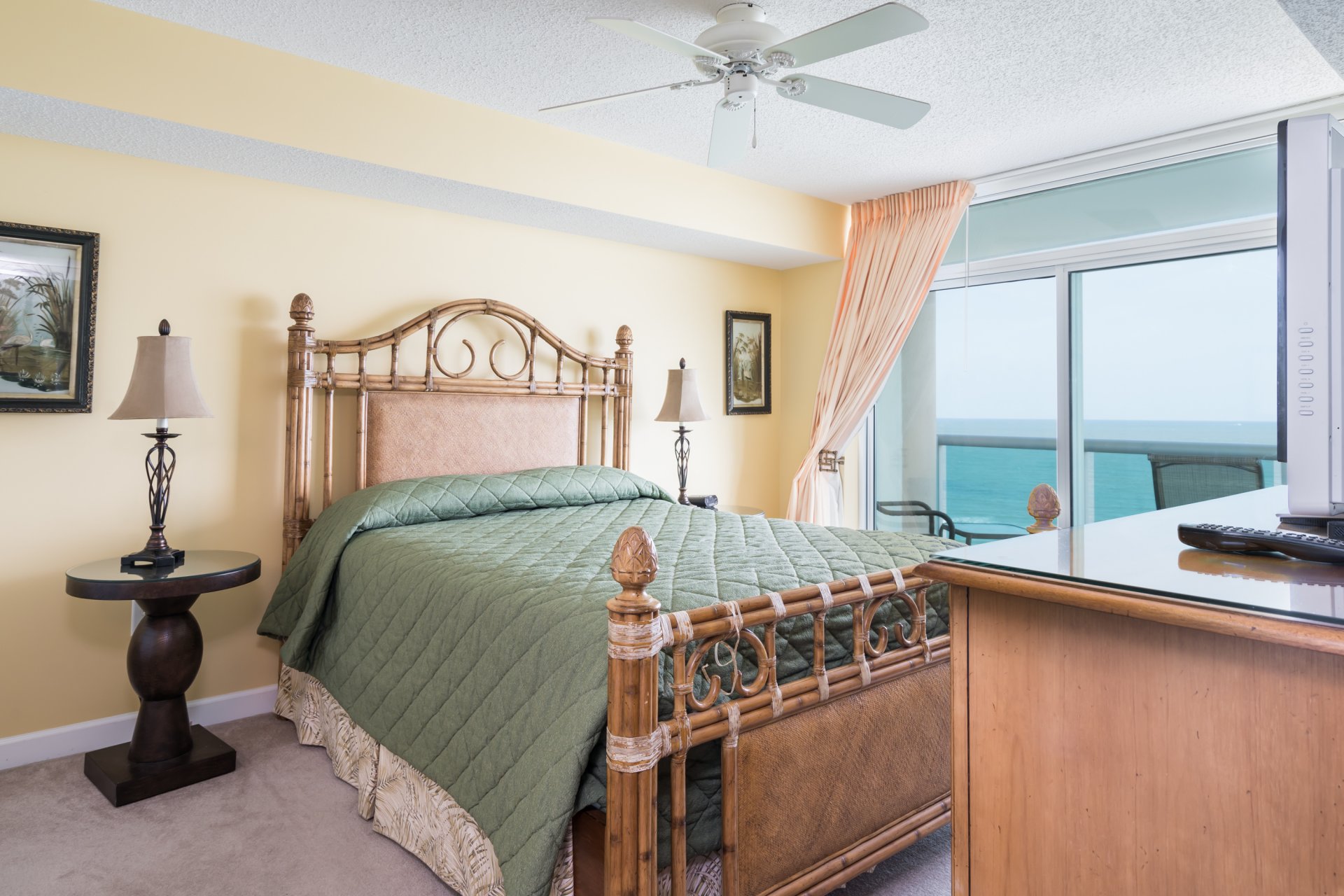 Laguna Keyes 1109 Ocean Front Condo North Myrtle Beach Rental