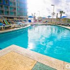 Large Outdoor Oceanfront Pool