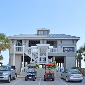 Yacht Club Villas Beach Cabana