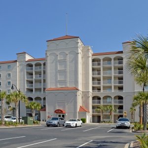 Yacht Club Villas Parking