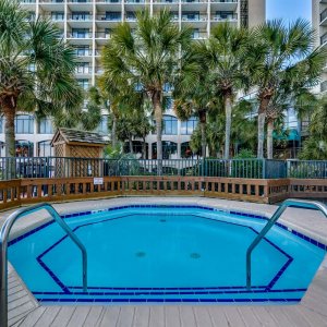 Beach Cove Hot Tub