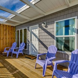 Spacious Mid Strand Balcony