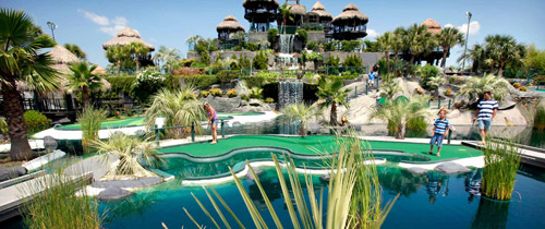 Play Mini Golf
